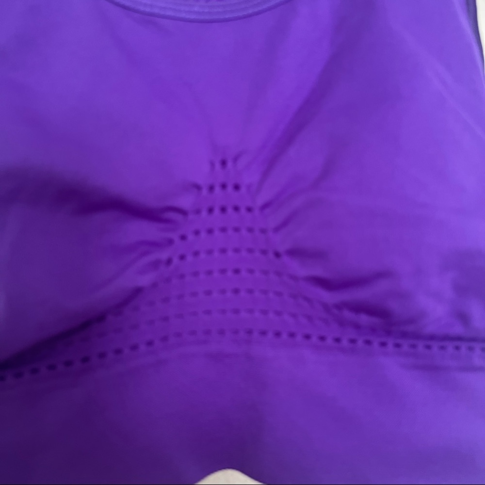Sweaty Betty purple seamless racerback sports bra Size Small - Picture 2 of 5